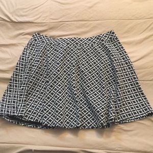 Flowy mini skirt